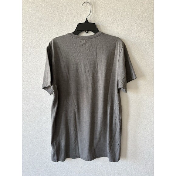 North Face Shirt Mens Medium Gray Classic Fit Logo Short Sleeve Tee Outdoors - Picture 3 of 5